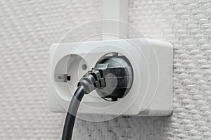 Outlet plug