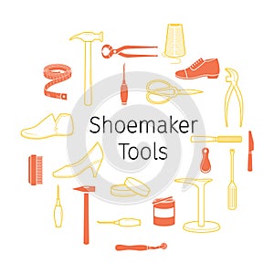 Describir iconos un conjunto compuesto por calzado arreglar herramientas a calzado accesorios 
