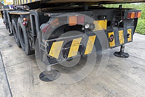 Outrigger mobile crane for heavy duty construction side. Hydraulic supports for the crane legs