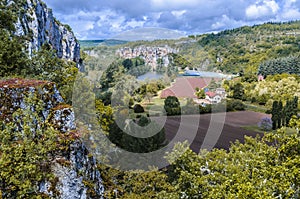 Outskirts of st cirq lapopie precipices