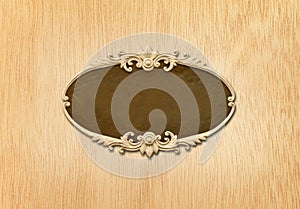 Oval wood frame