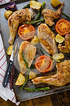 Oven-baked chicken with vegetables