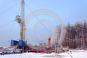 Overhaul of oil and gas wells, the intensification of production by pumping acid into the reservoir.