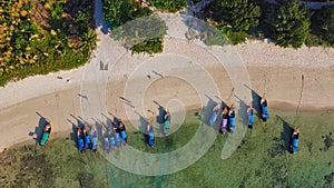 Superiore vista aerea da lungo la coda sul bellissimo Attuale tailandia Spiaggia 