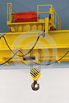 Overhead crane