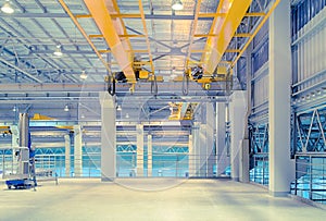 Overhead crane factory