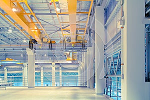 Overhead crane factory