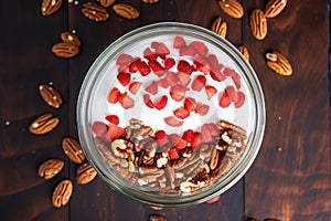 overhead shot of greek yogurt parfait with goji berries