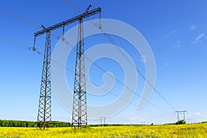 Overhead transmission line of electrical energy on steel supports.