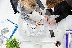 Overhead View Of Businesswomen Working At Office Computerï¿½