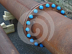 Overland Pipe Nut And Bolt Join