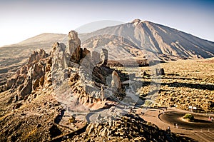 Overview of Roques de Garcia stone and the El Teide volcano mountain. Famous viewpoint. Hiking trails. Mountain landscape. Large