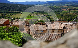 Overview of town in Provence