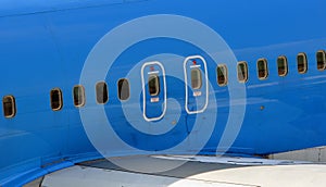 Overwing emergency exits