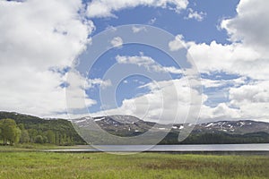 Oyevatnet - idyllic lake in North Trondelag