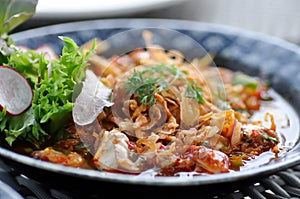 Oyster salad, shell salad