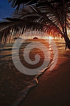 Pacific sunrise at Lanikai beach in Hawaii