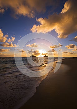 Pacific sunrise at lanikai beach, Hawaii