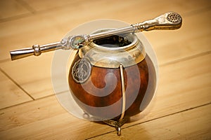 Pack yerba mate, kalabas on a tray