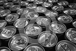 Packaging drinks in aluminum cans in a store