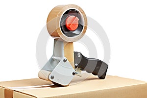 Packaging tape dispenser and shipping box