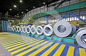 Packed rolls of steel sheet
