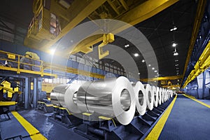 Packed rolls of steel sheet, Cold rolled steel coils photo