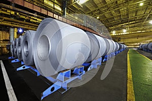 Packed rolls of steel sheet