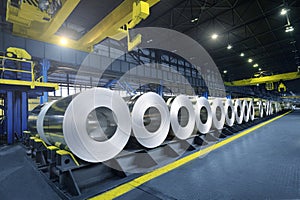 Packed rolls of steel sheet