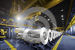 Packed rolls of steel sheet