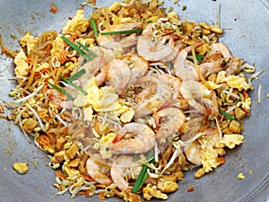 Pad thai