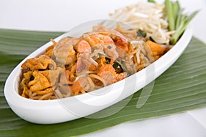 Pad Thai Goong Sod Fried Rice Sticks with Shrimp  Thai food