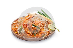 Pad thai noodle on plate