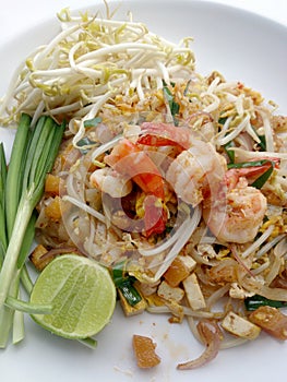 Pad Thai, stir-fried rice noodles with shrimp.Thai Fried Noodles