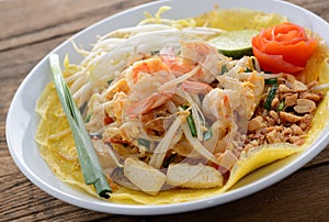 Pad thai. Thai style noodles