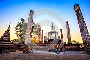 Pagoda Buddha statue at Sukhothai historical park