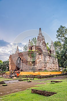 Pagoda at Ched Yod temple.