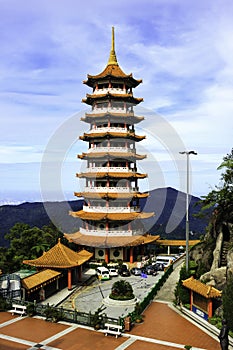 Pagoda Chin Swee Caves Temple