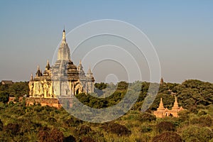 Pagode in Bagan photo