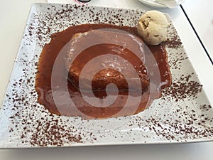 Pain perdu au caramel dessert