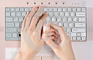 Painful finger while prolonged use of computer keyboard