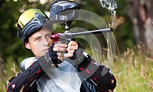 Paintball shooter