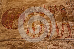 Painted representation of worshipping the sun in the tomb of Ramesses VII