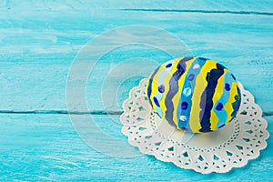 ÃÂand-painted yellow Easter egg