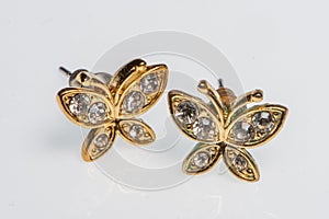 Pair of gold earrings with diamonds