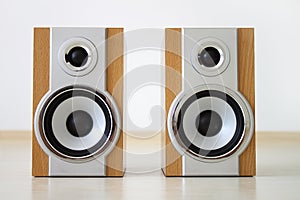 A pair of speakers