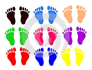 Pairs of feet of colors