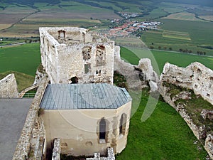 Palác a kaple na Spišském hradě