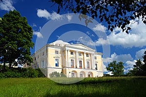 Palace in Pavlovsk park