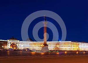 Palace Square in Sankt-Petersburg